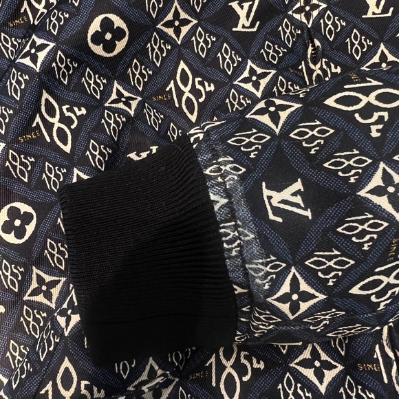 Louis Vuitton Black Since 1854 Monogram Knit Reversible Bomber Jacket - Picture 6 of 9